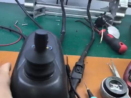 B站_电动轮椅控制器维修_视频截图_08.jpg